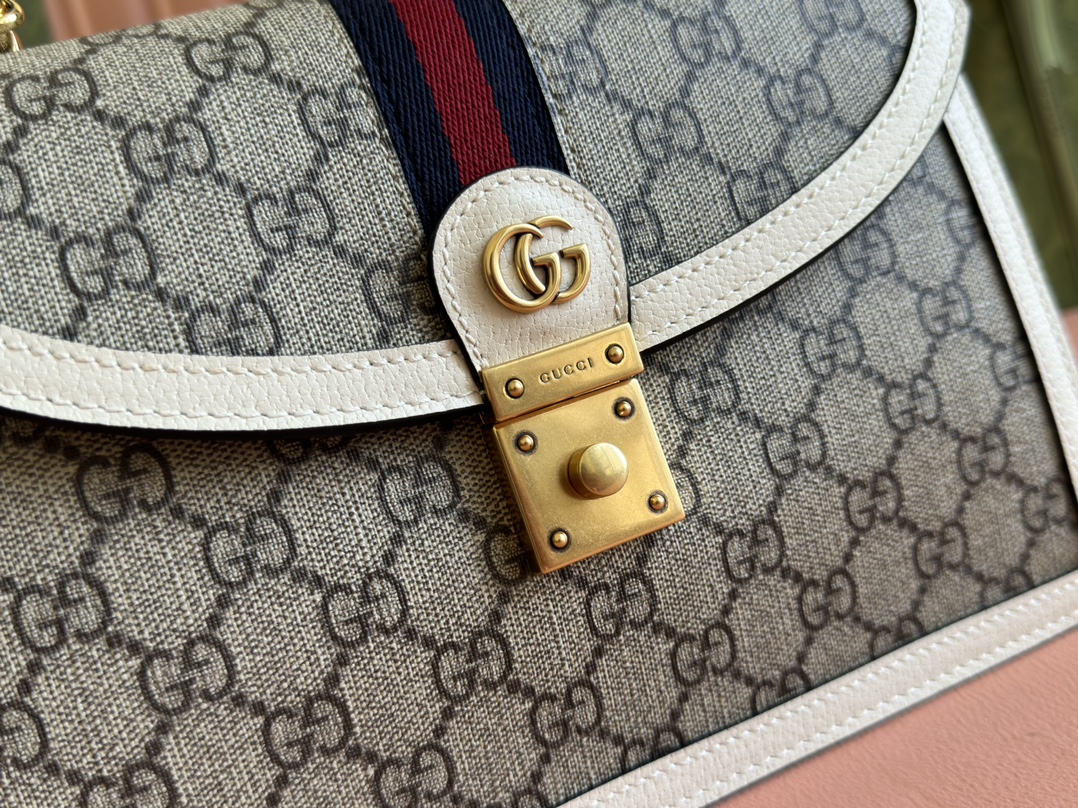 Gucci Satchel Bags